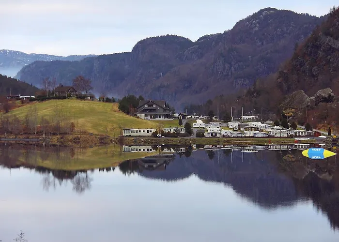 Semesteranläggning (resort) Egenes Camping *