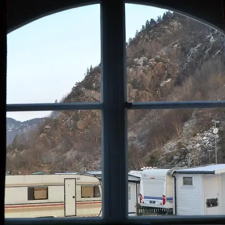 Egenes Camping 弗莱克菲尤尔